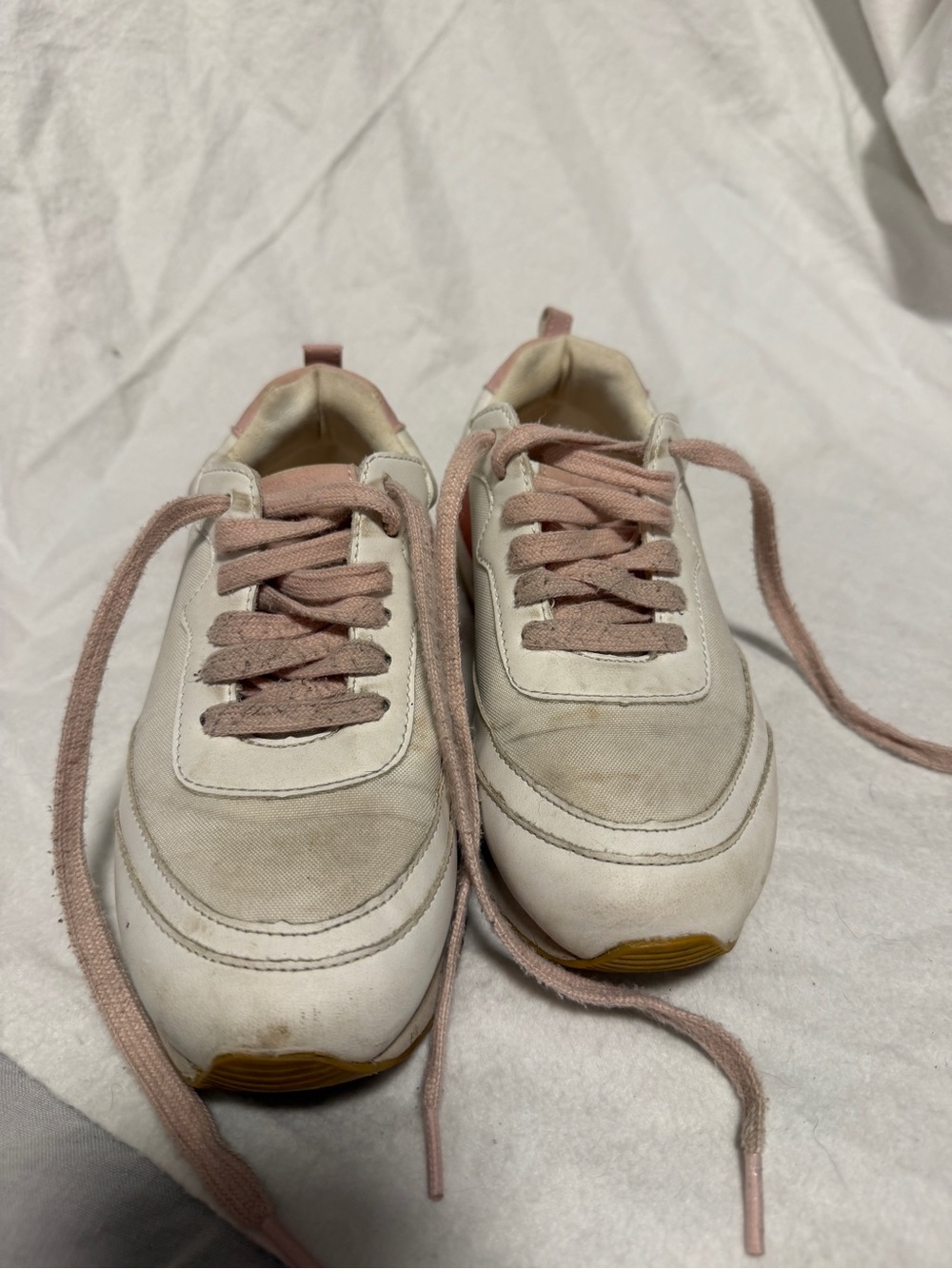 Vince Camuto Kids Runner Sneakers size 2
